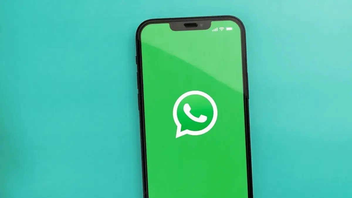 WhatsApp AI Chats