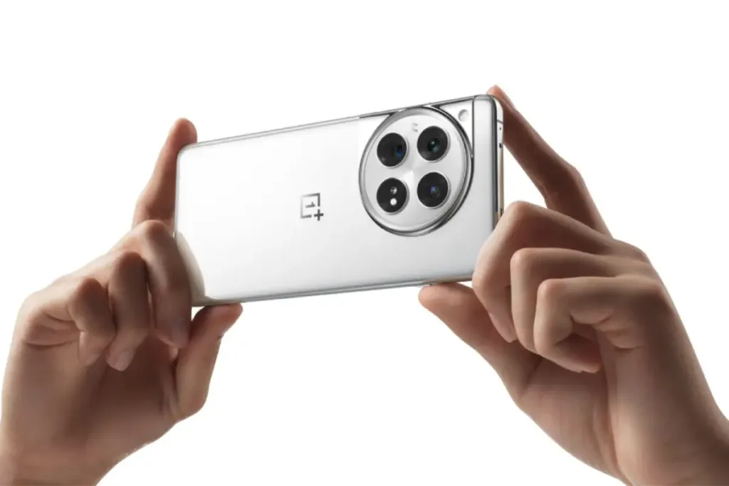 OnePlus 12: Unleashed Masterpiece of Innovation, Power, Performance, and Style 3 oneplus 12 white render official