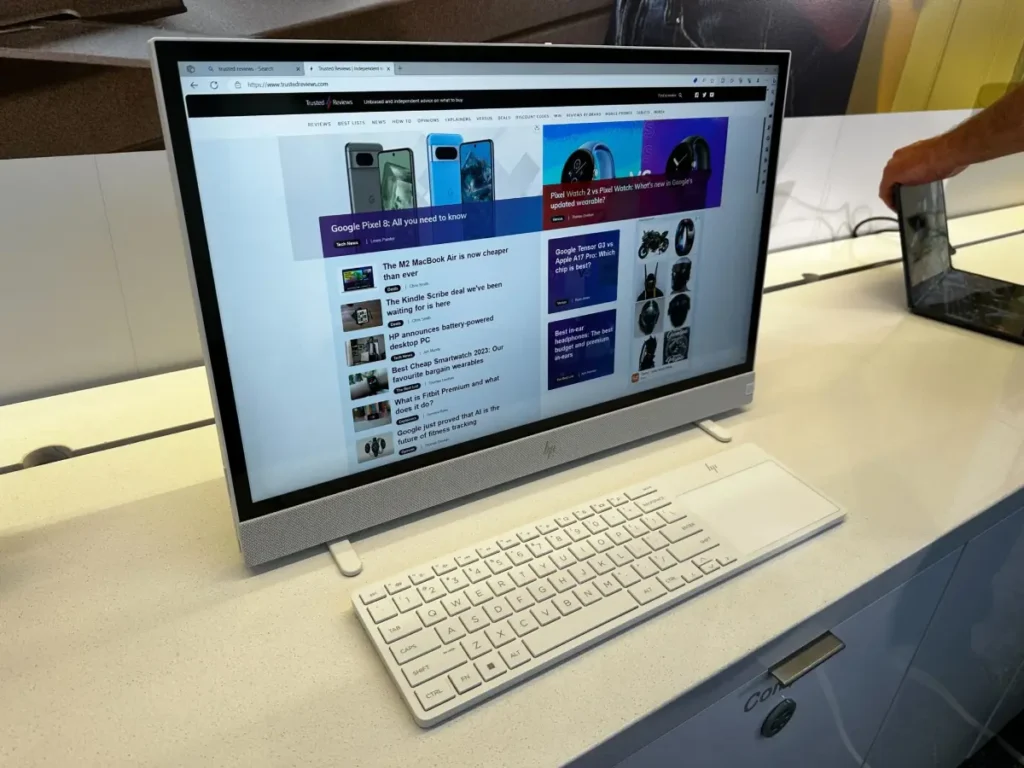 HP Envy Move 23.8 inch: The Versatile All-in-One PC - Specs, Uses, & Price 5 IMG 1136 scaled 1